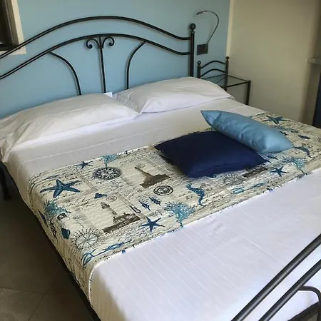 Konukevi La Rosa Dei Venti 4*